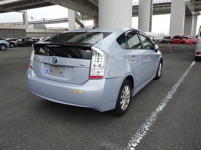 TOYOTA PRIUS 2011 Image 22