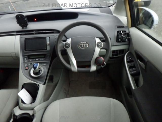 TOYOTA PRIUS 2011 Image 26