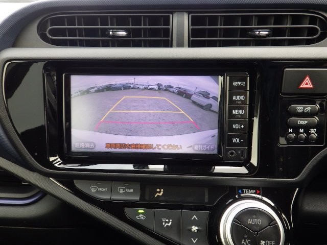 TOYOTA AQUA 2017 Image 29