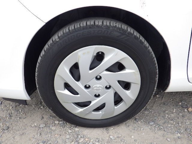 TOYOTA AQUA 2017 Image 41