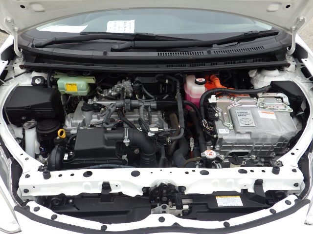 TOYOTA AQUA 2017 Image 42