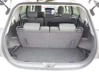 TOYOTA PRIUS ALPHA 2014 Image 7