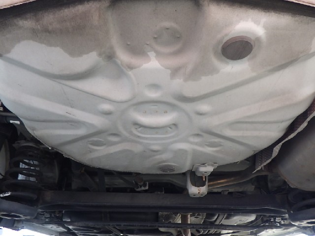 TOYOTA PRIUS ALPHA 2014 Image 28