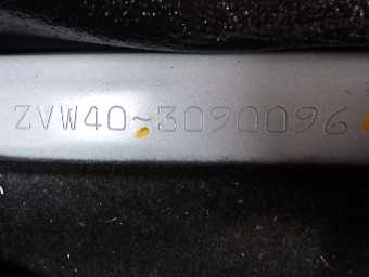 TOYOTA PRIUS ALPHA 2014 Image 18