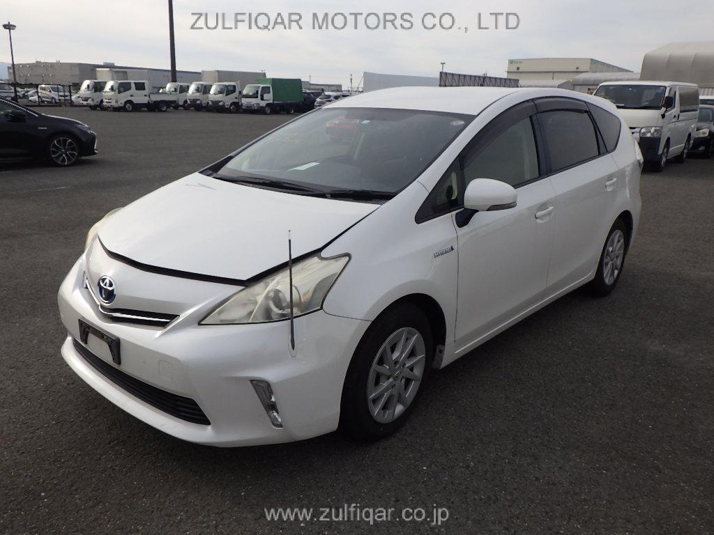 TOYOTA PRIUS ALPHA 2014 Image 7