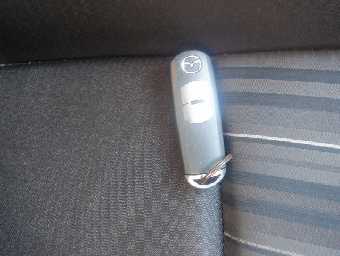 MAZDA MAZDA2 2020 Image 8