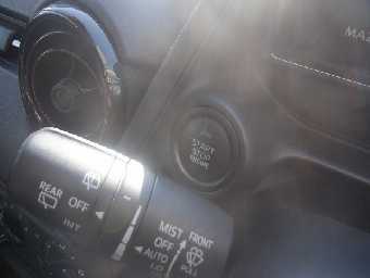 MAZDA MAZDA2 2020 Image 9