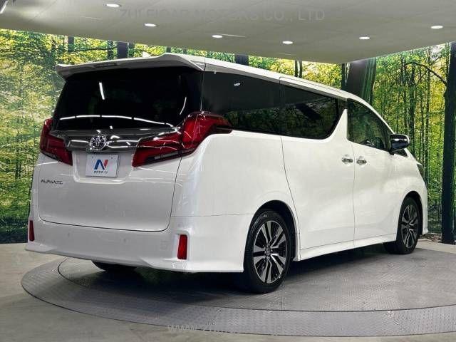 TOYOTA ALPHARD 2020 Image 19