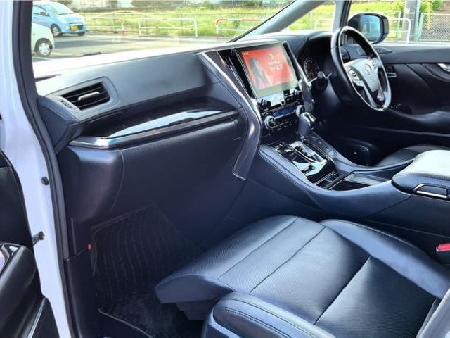 TOYOTA ALPHARD 2020 Image 32