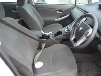 TOYOTA PRIUS 2011 Image 9