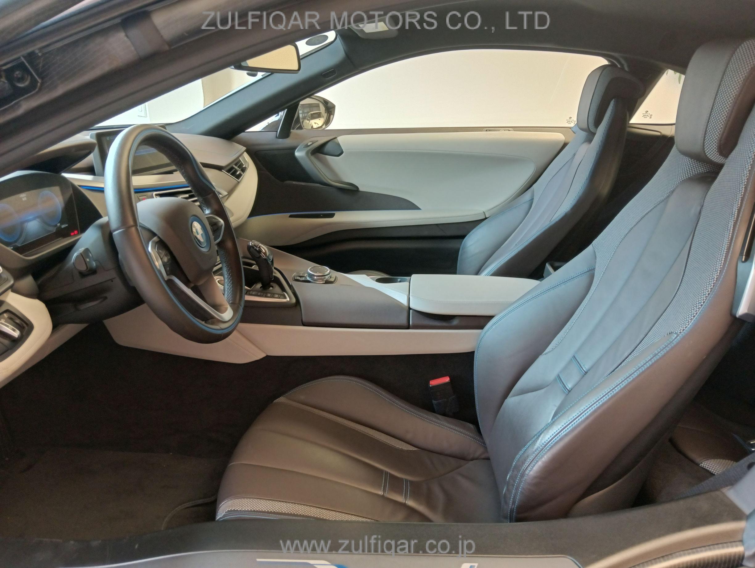 BMW i8 2015 Image 28