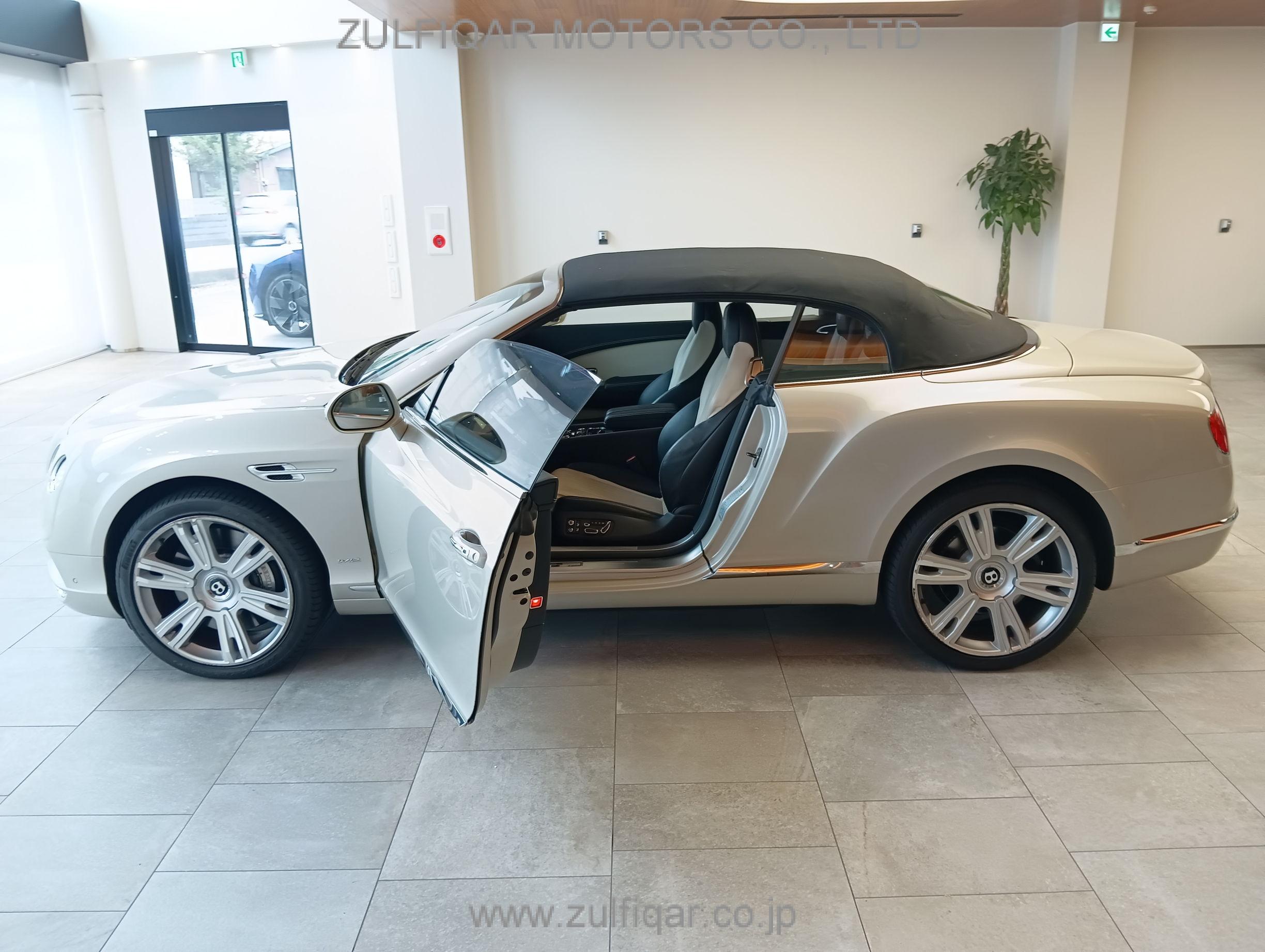 BENTLEY CONTINENTAL GT 2015 Image 11