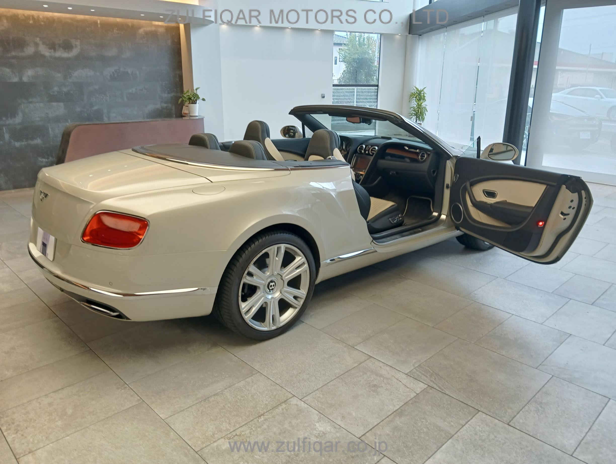 BENTLEY CONTINENTAL GT 2015 Image 24