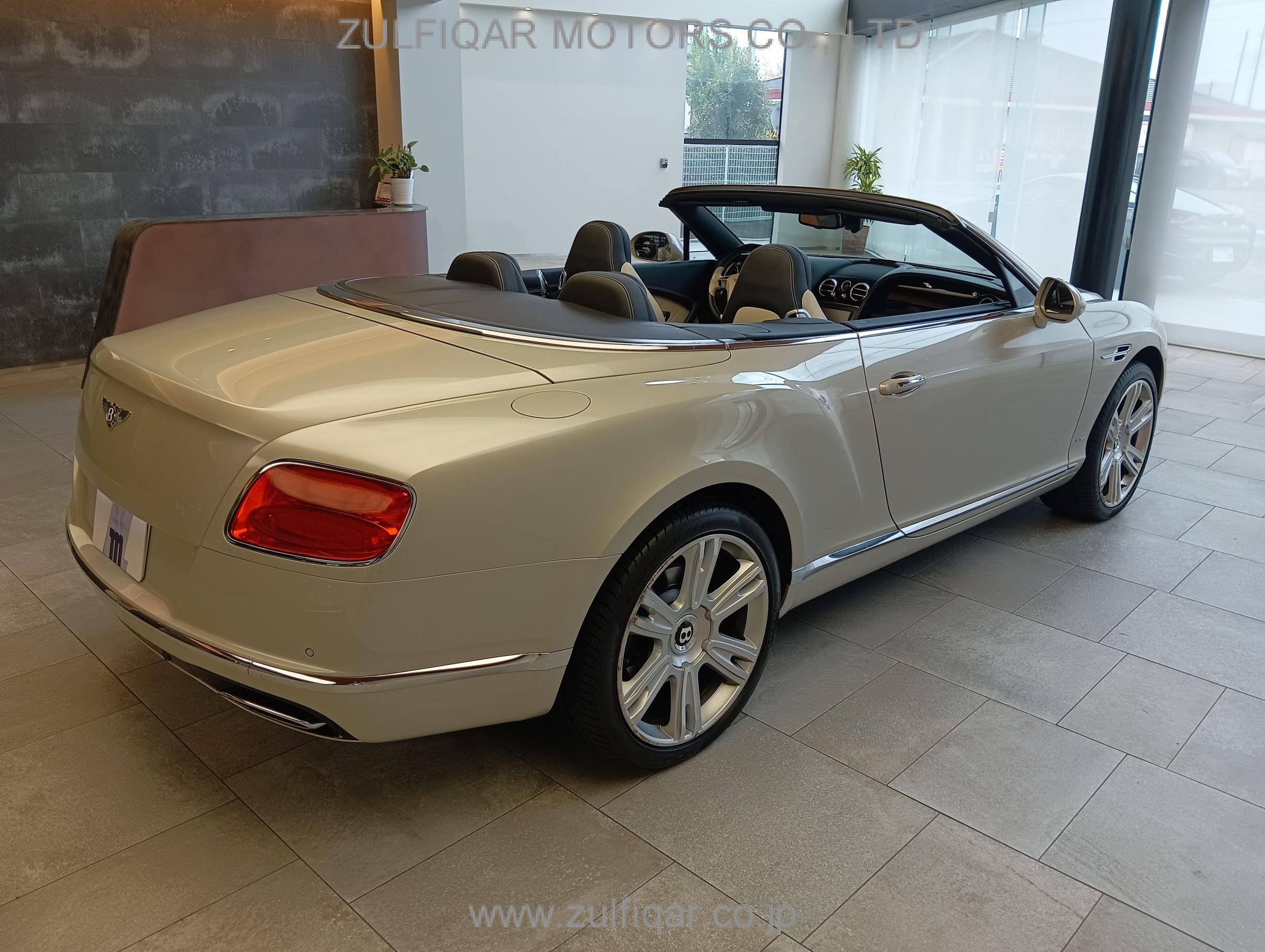 BENTLEY CONTINENTAL GT 2015 Image 25