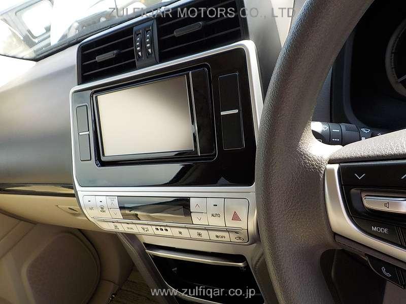 TOYOTA PRADO 2020 Image 12