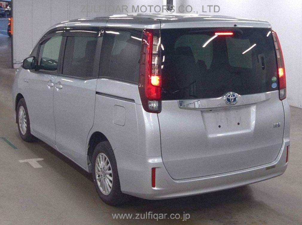 TOYOTA NOAH 2016 Image 3