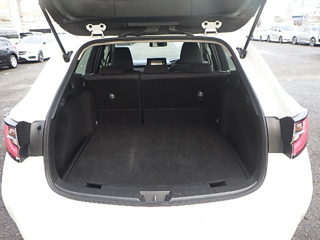 TOYOTA COROLLA TOURING 2019 Image 25