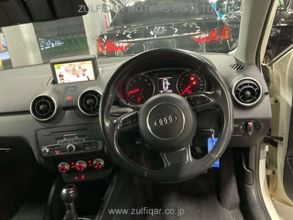 AUDI A1 2011 Image 7