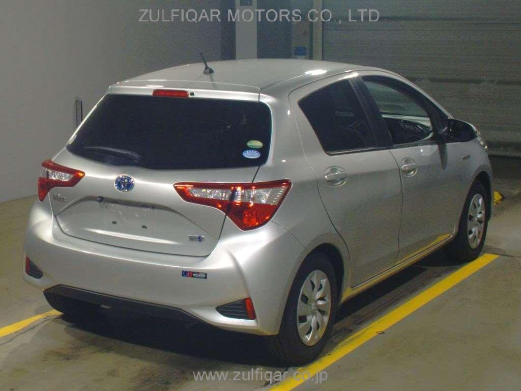 TOYOTA VITZ 2019 Image 2