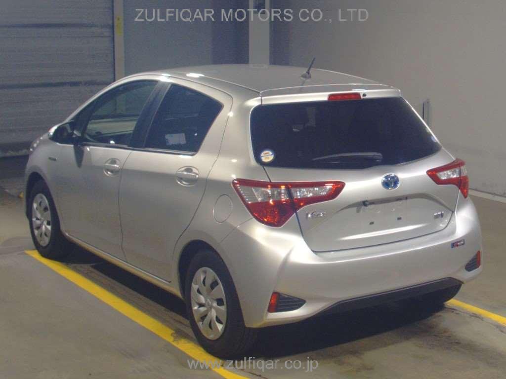 TOYOTA VITZ 2019 Image 4