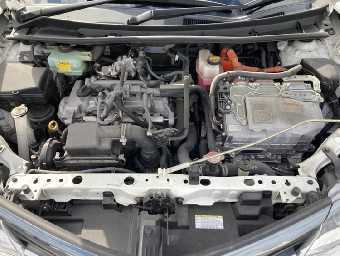 TOYOTA COROLLA AXIO 2016 Image 9