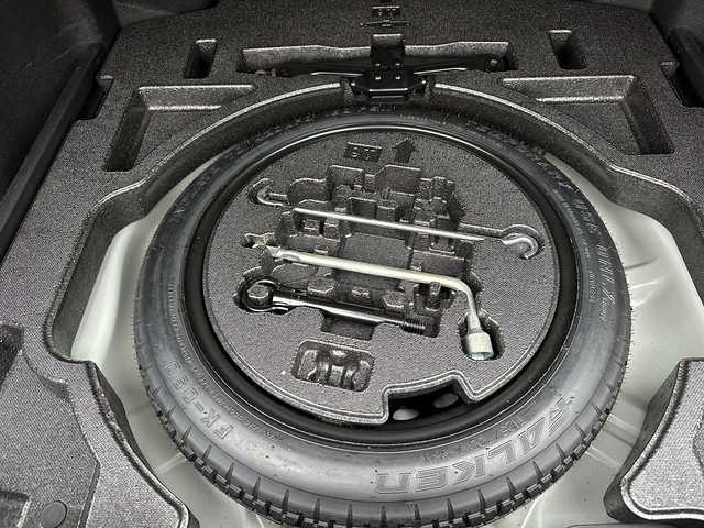 TOYOTA COROLLA 2019 Image 23