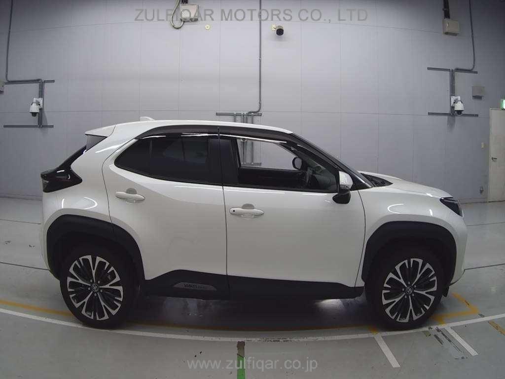 TOYOTA YARIS CROSS 2021 Image 3