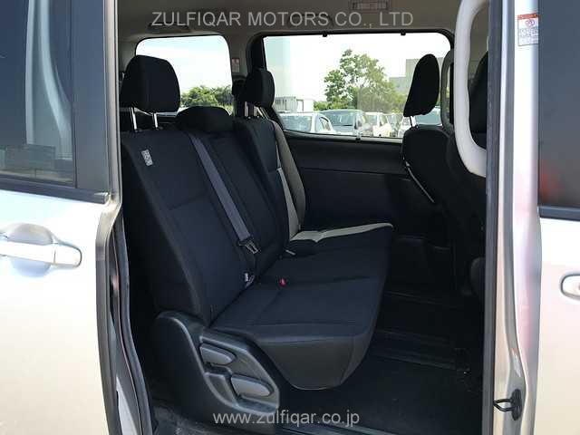 TOYOTA NOAH 2020 Image 24