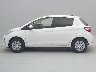 TOYOTA VITZ 2017 Image 5