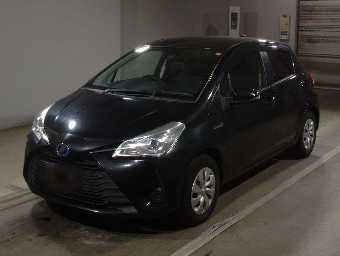 TOYOTA VITZ 2017 Image 1