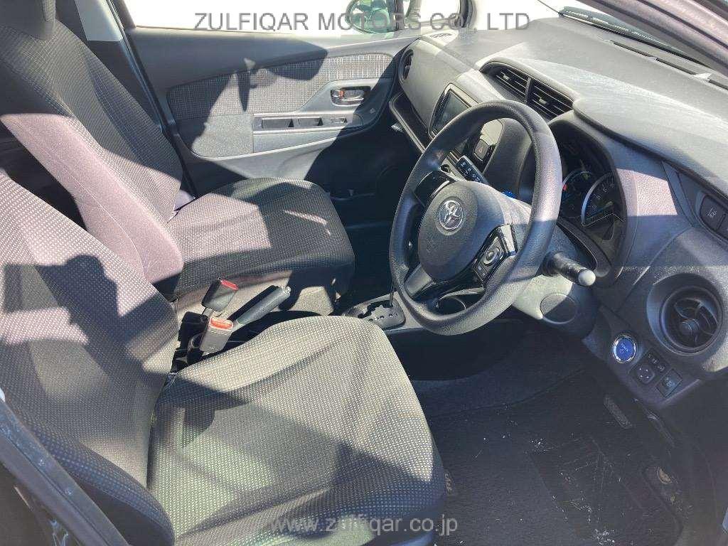 TOYOTA VITZ 2017 Image 5