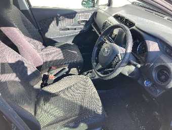 TOYOTA VITZ 2017 Image 5