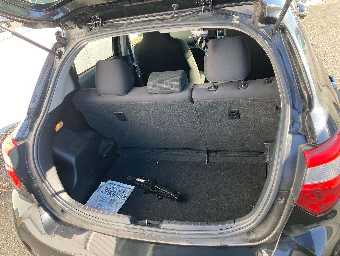 TOYOTA VITZ 2017 Image 8