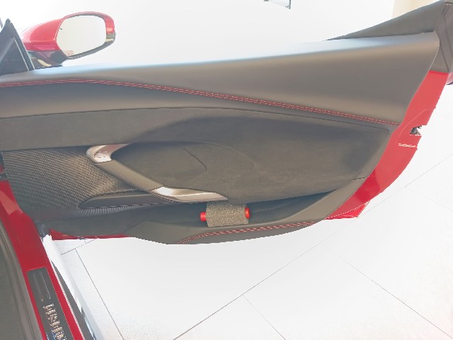 FERRARI 296GTB 2023 Image 32