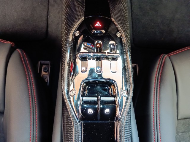 FERRARI 296GTB 2023 Image 44