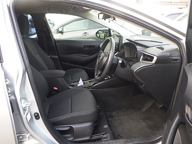 TOYOTA COROLLA TOURING 2019 Image 27