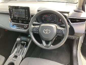 TOYOTA COROLLA TOURING 2020 Image 6