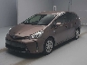 TOYOTA PRIUS ALPHA 2017 Image 1