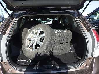 TOYOTA PRIUS ALPHA 2017 Image 14