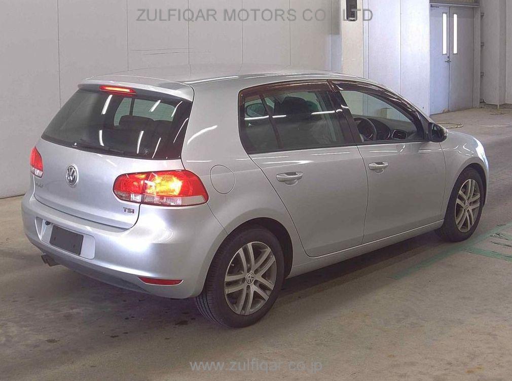 VOLKSWAGEN GOLF 2011 Image 4