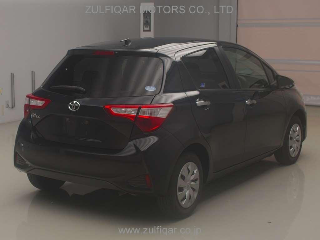 TOYOTA VITZ 2018 Image 2