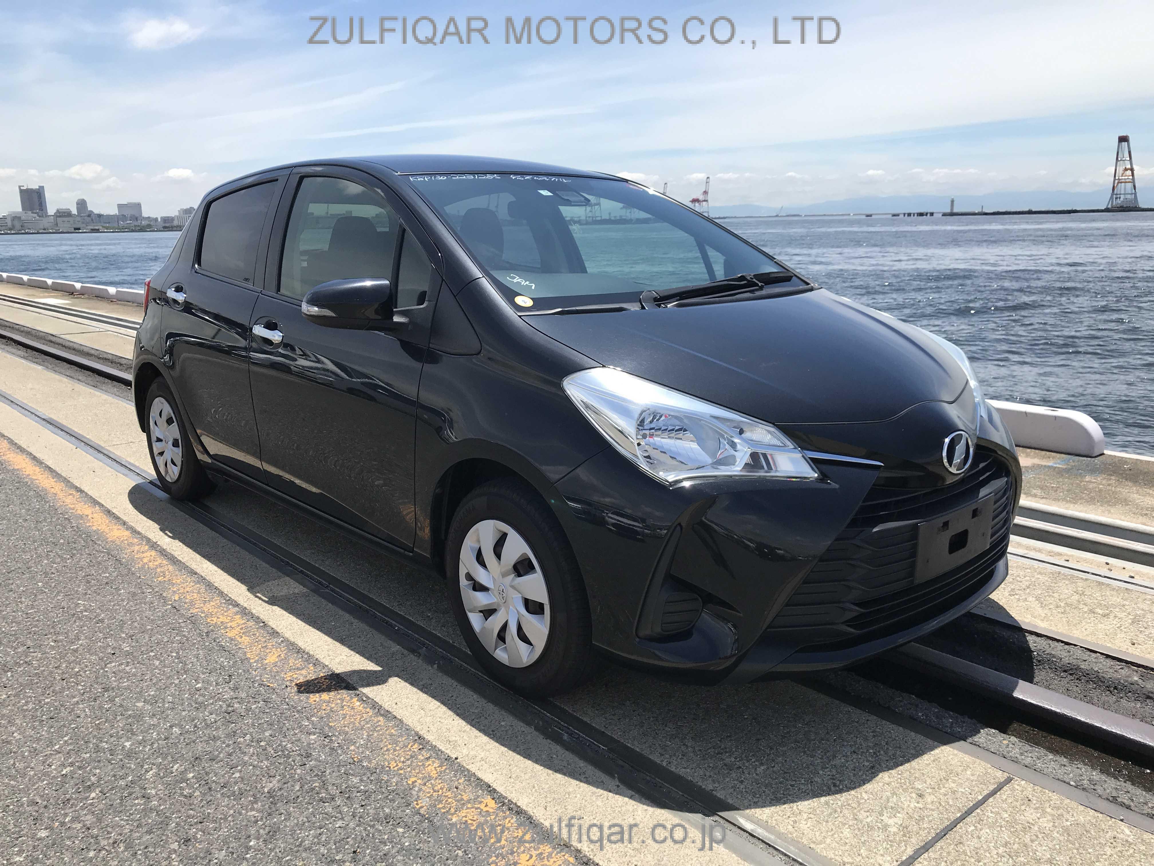 TOYOTA VITZ 2018 Image 11