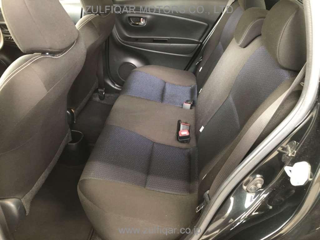 TOYOTA VITZ 2018 Image 8