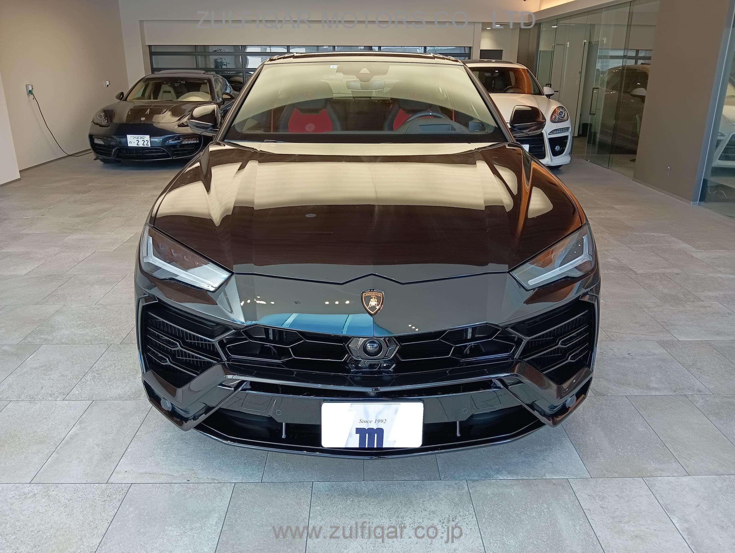 LAMBORGHINI URUS 2023 Image 2