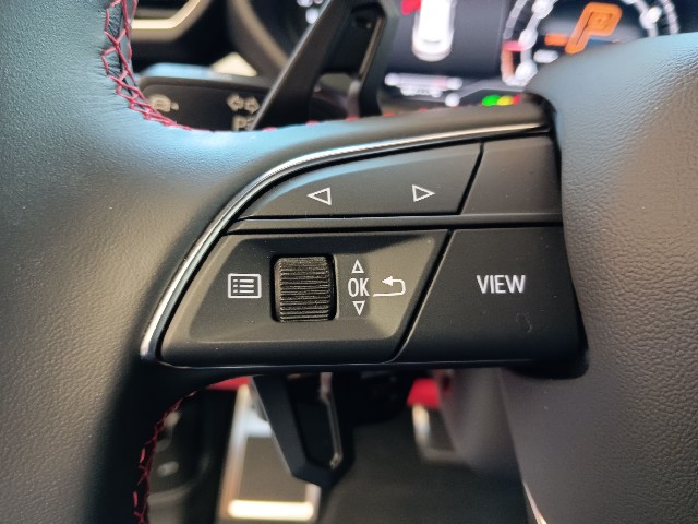 LAMBORGHINI URUS 2023 Image 41