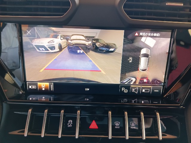 LAMBORGHINI URUS 2023 Image 47