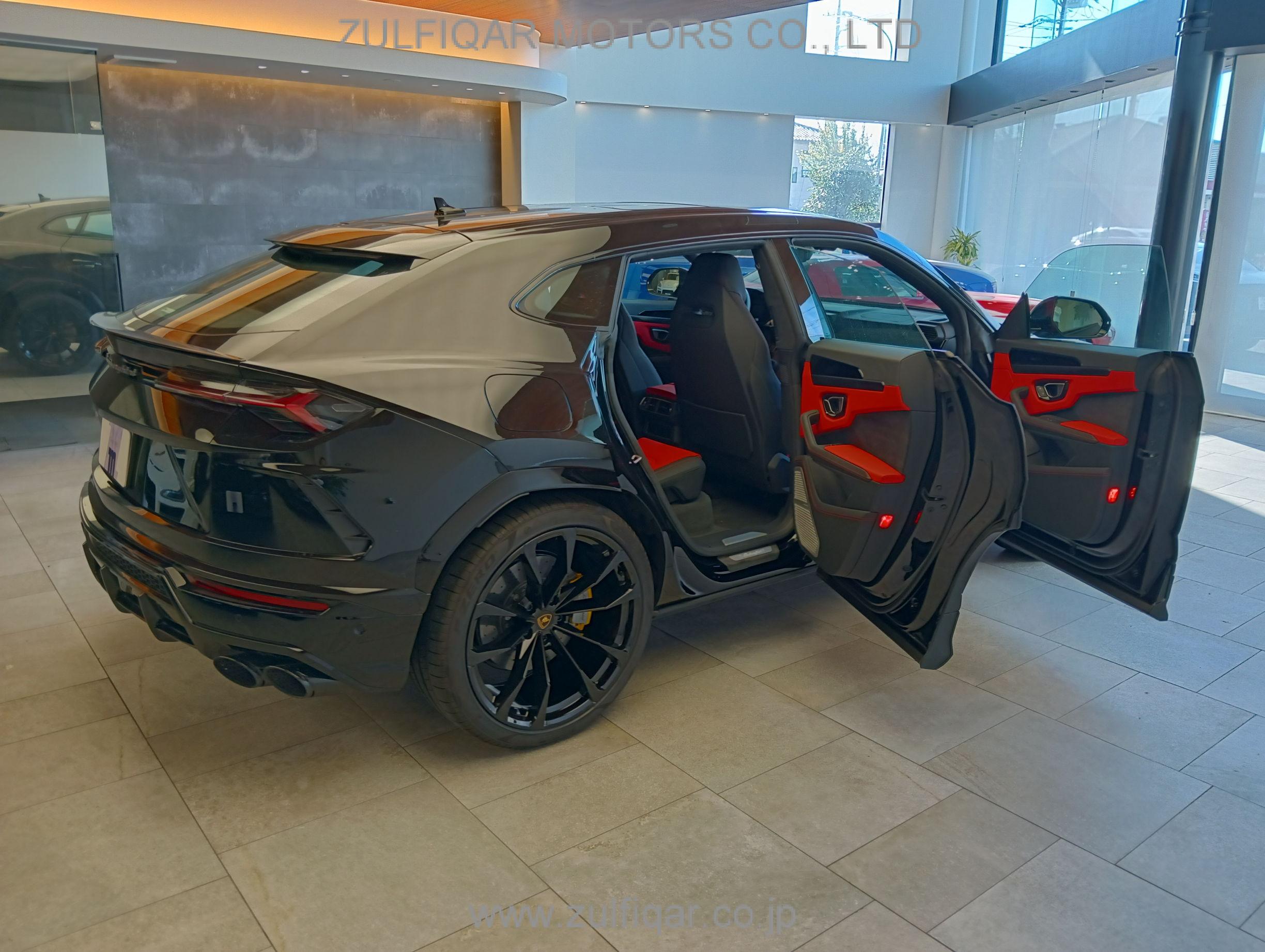 LAMBORGHINI URUS 2023 Image 6