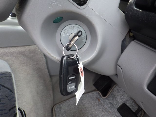 MAZDA BONGO FRIENDEE 2003 Image 20