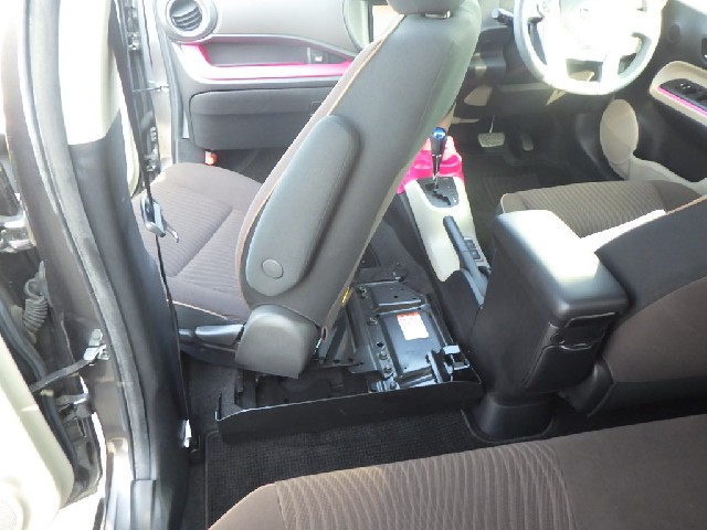 TOYOTA AQUA 2014 Image 22