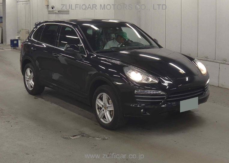 PORSCHE CAYENNE 2012 Image 3